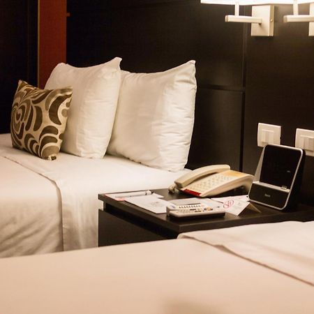 Hotel El Gran Marques Trujillo Eksteriør billede