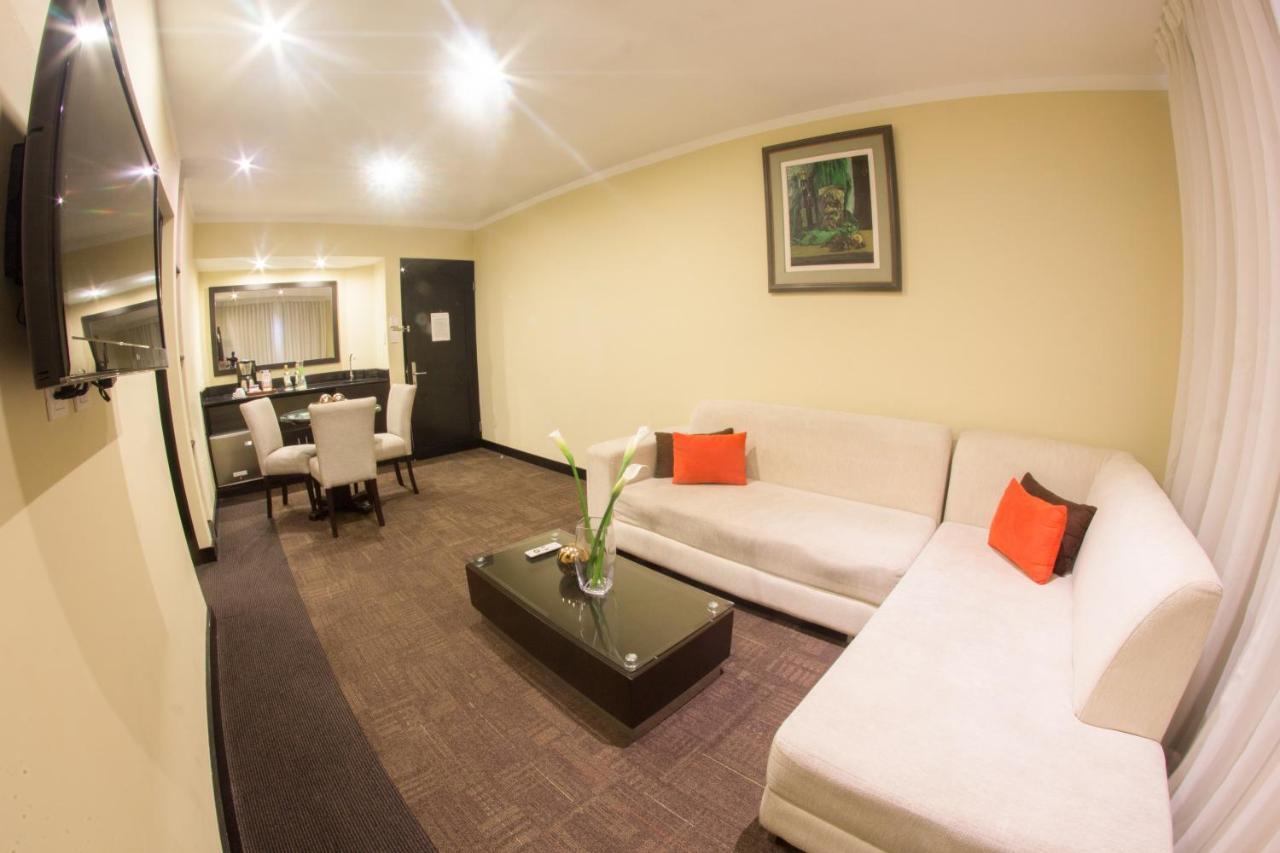 Hotel El Gran Marques Trujillo Eksteriør billede